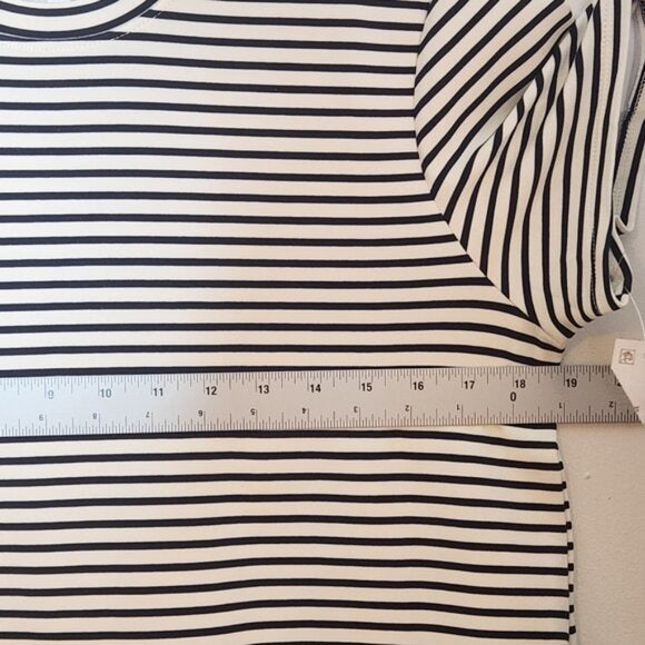 Member’s Mark Black and White Stripe Mini T-Shirt Dress Size Medium NWOT