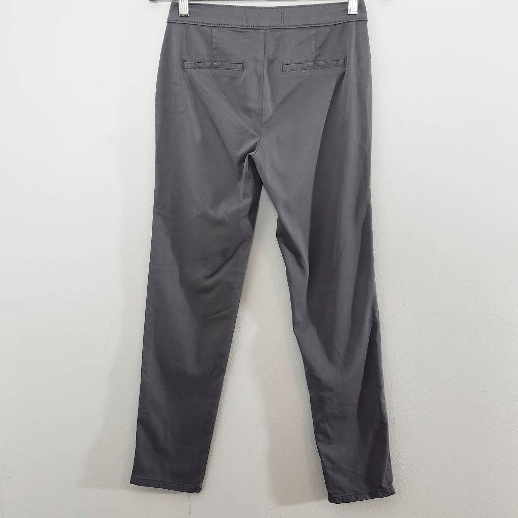 Lila Ryan Gray Cropped Skinny Pants Size 0 Gray Fitted Ankle Pants