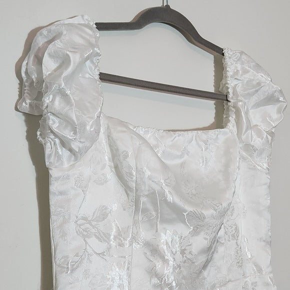 Lulus White Off the Shoulder Cropped Jumpsuit Size Medium, New