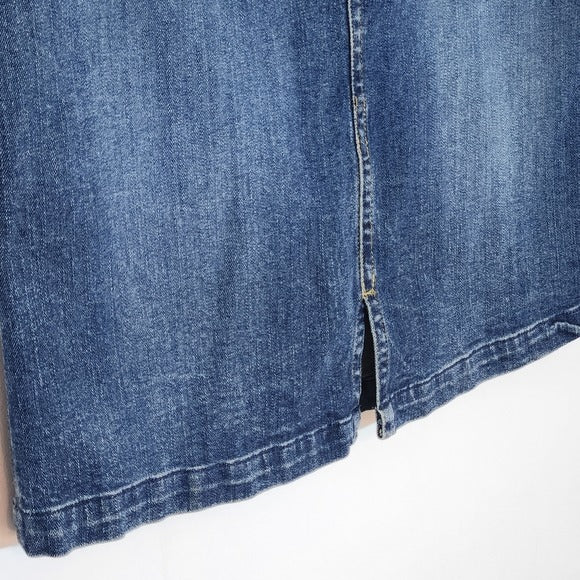 St. John’s Bay Denim Straight Skirt Size 8
