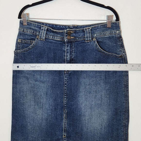 St. John’s Bay Denim Straight Skirt Size 8