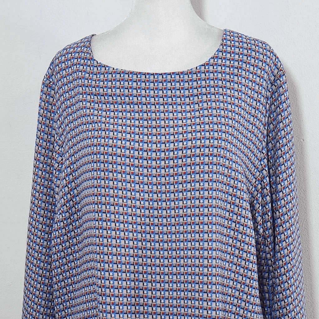 Violet & Claire Red and Blue Geometric Print with 3/4 Sleeves Size XL