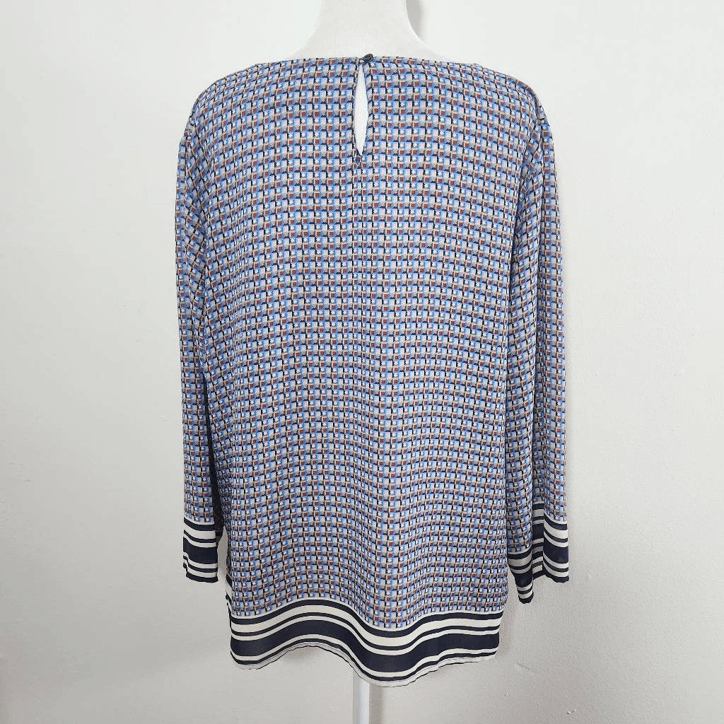 Violet & Claire Red and Blue Geometric Print with 3/4 Sleeves Size XL