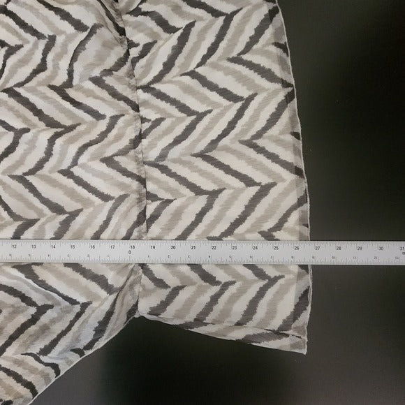 Banana Republic Gray and Taupe Zigzag Stripe Blouse Size Large