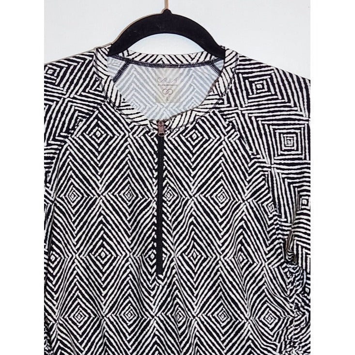 CALIA Black and White Diamond Batik Print Athletic Top Size Large