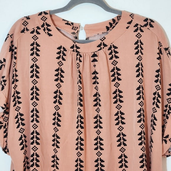 SHEIN Peach and Black Print Short Sleeve Blouse Button Back Neck Size 4XL