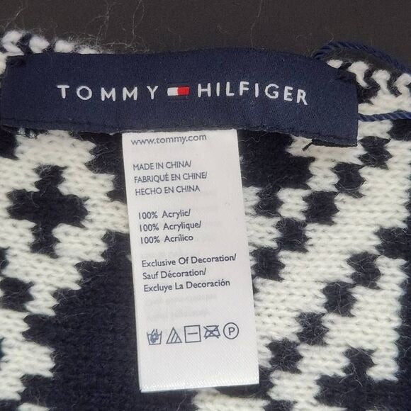 Tommy Hilfiger Black and Red Knit Scarf NWOT One Size Preppy Winter Scarf