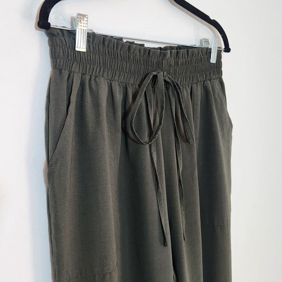 Shein Women's Army Green Joggers Size XL