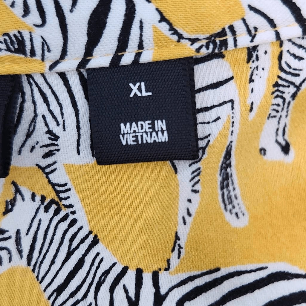 7th Avenue New York & Company Yellow Zebra Shirt Size XL Yellow Zebra Top