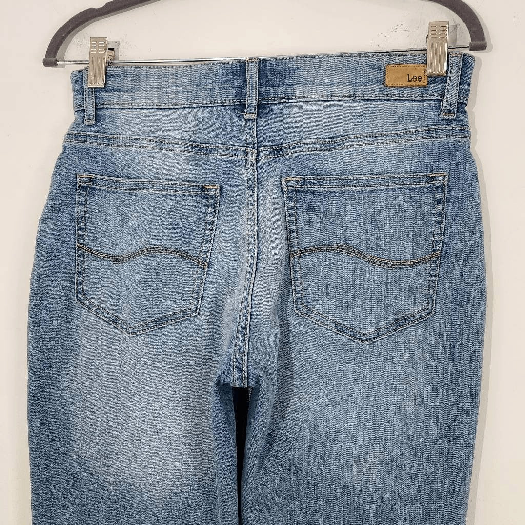 Lee Regular Fit Mid-Rise Straight Leg Jeans Size 6 Short Lee Button-Fly Denim
