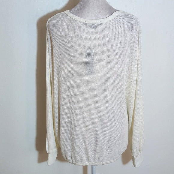 Lulus Cream Lightweight Knit V-Neck Pullover Size Small NWT