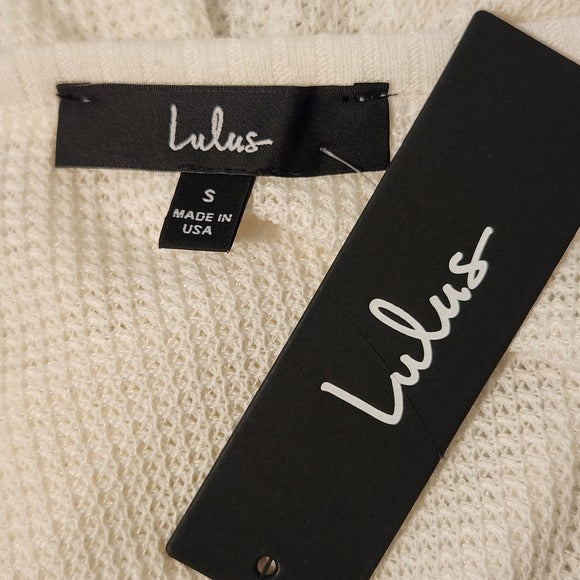 Lulus Cream Lightweight Knit V-Neck Pullover Size Small NWT