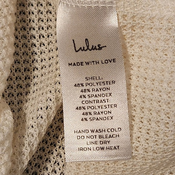 Lulus Cream Lightweight Knit V-Neck Pullover Size Small NWT