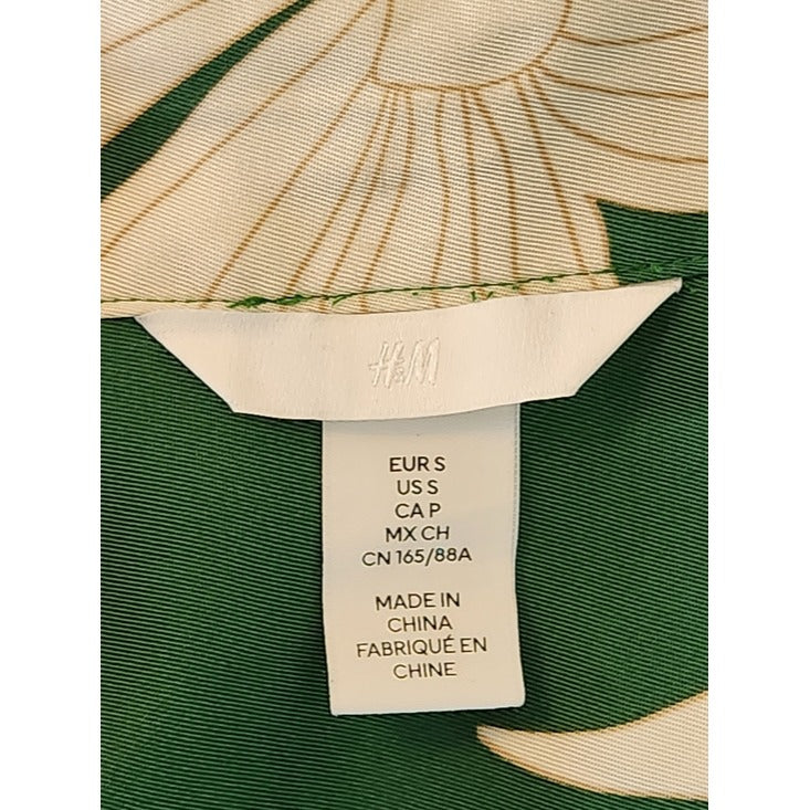 H&M Green Floral Buttondown Shirt Size Small