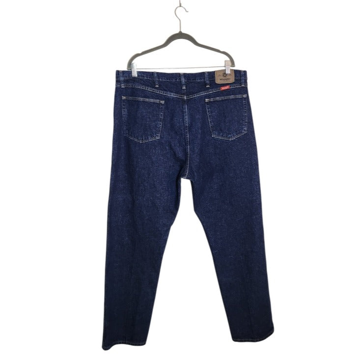 Wrangler Straight Leg Relaxed Jeans Size 42x32