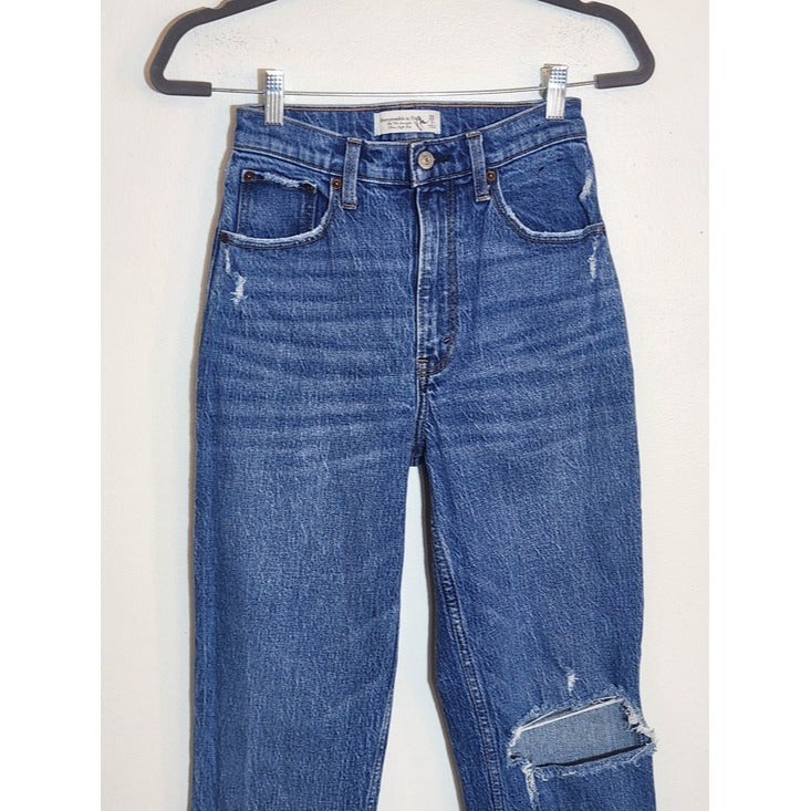 Abercrombie & Fitch Medium Wash 90s Straight Ultra High Rise Jeans Size 26/2
