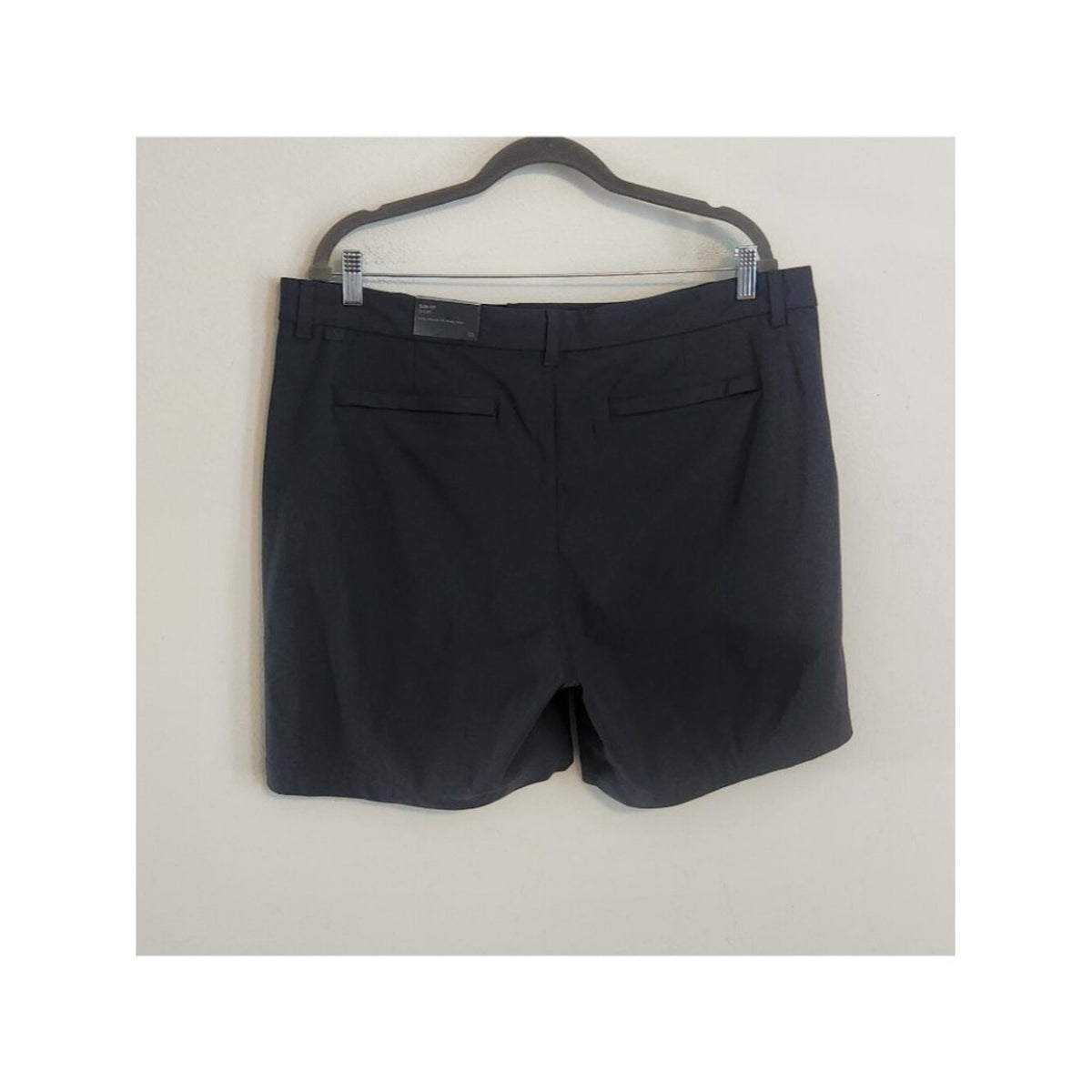 VRST Charcoal Gray Slim Fit 7 Inch Performance Shorts NWT Size 40