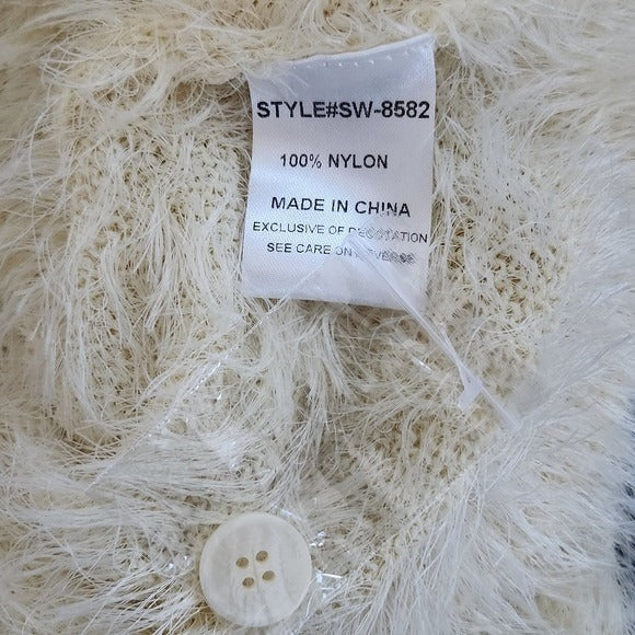 Windsor Uniq Fuzzy Cream Cropped Cardigan NWT Size Small/Medium Fuzzy Cardigan