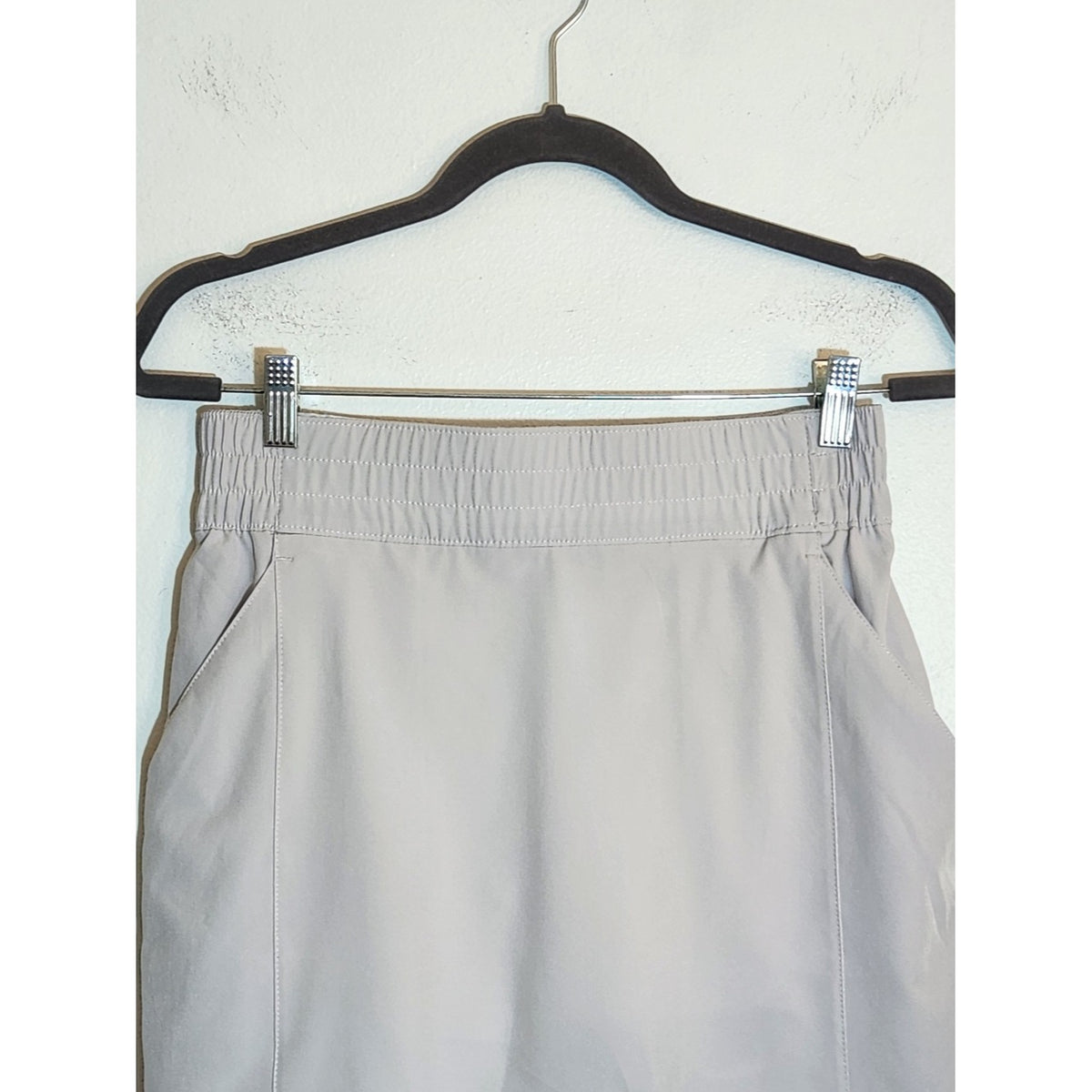 Columbia Light Gray Mini Performance Pull-On Skort Size Small