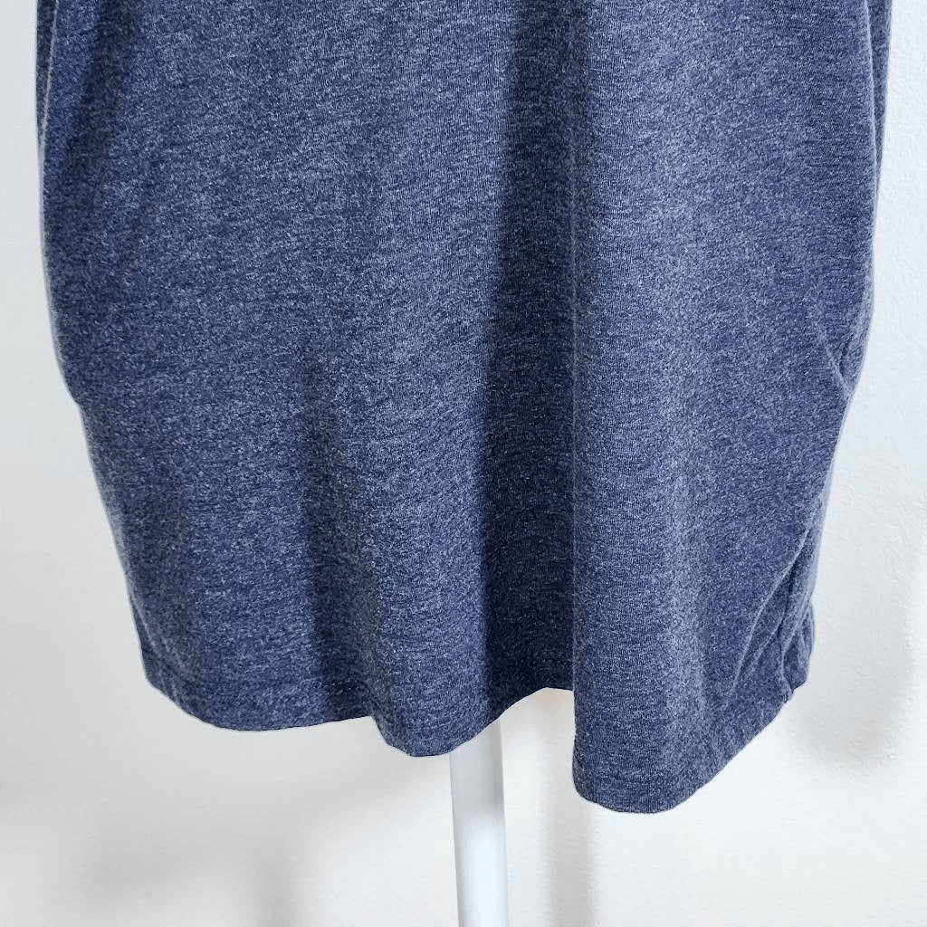 Blue Mountain Navy Short Sleeve V-Neck T-Shirt Size Medium