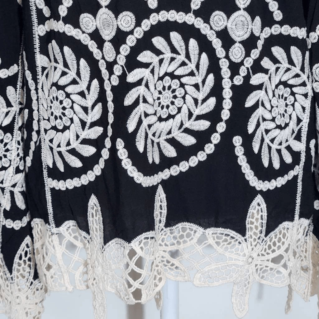 Lapis Black and Cream Boho Top with Crochet Lace Accents NWT Size Small
