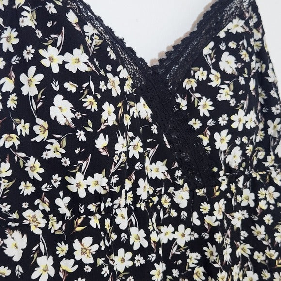 No Boundaries Black Floral Tank Top Size Large Black Floral Top New