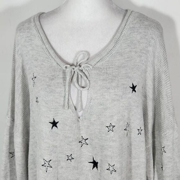Gray and Black Star Sweater Size Large Oversized Sweater with Embroidered Stars