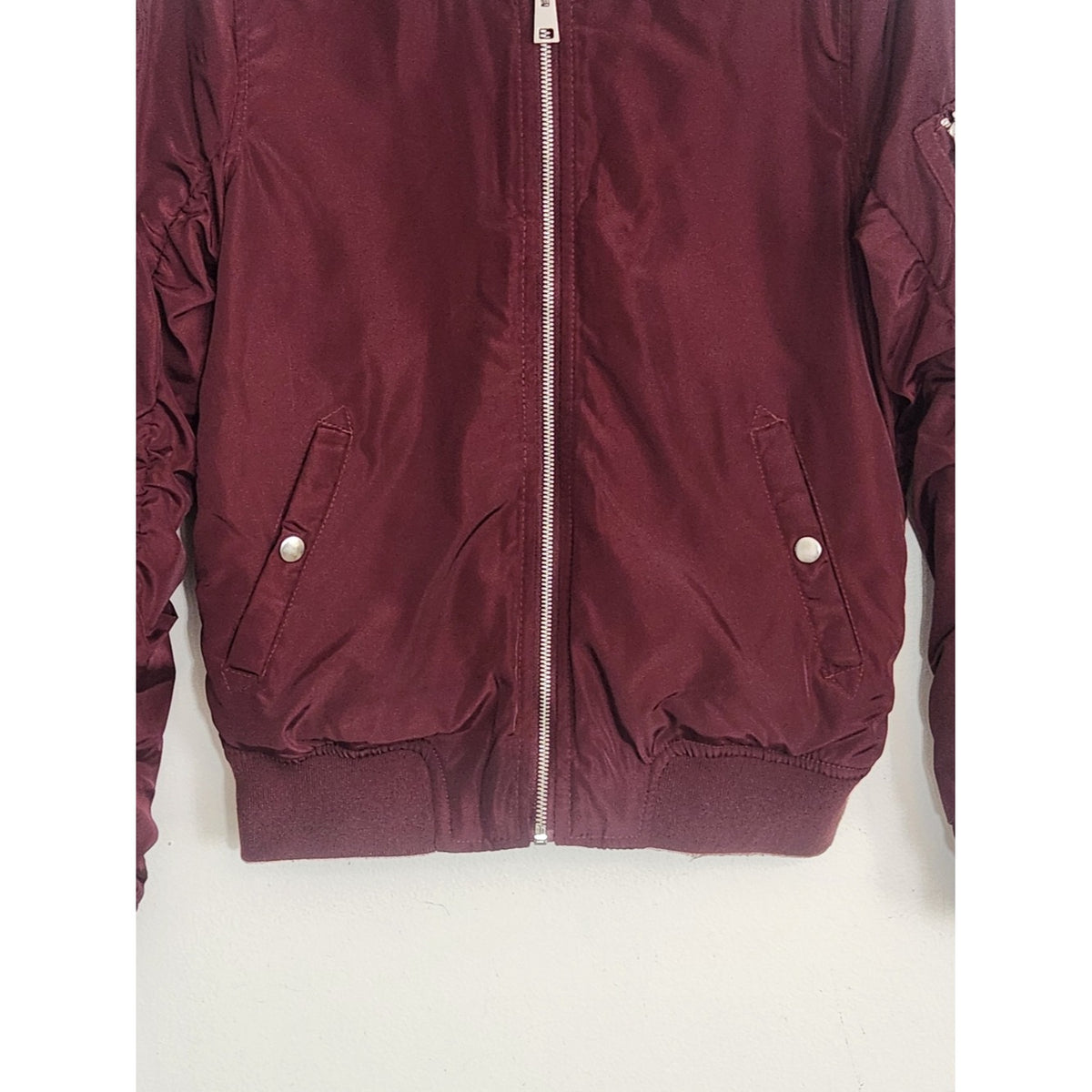 American Rag Burgundy Fitted Ruched Bomber Jacket Size Small