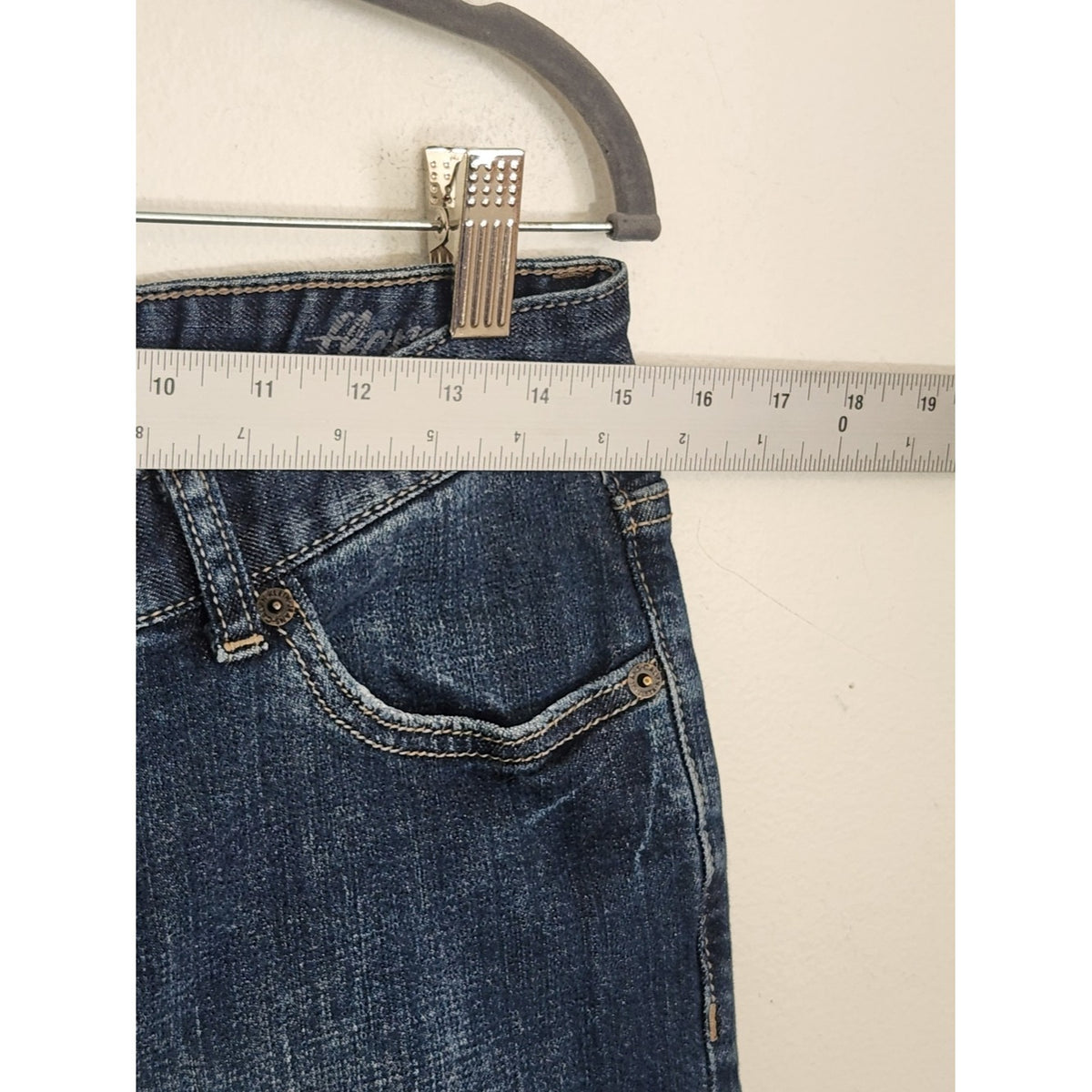 Calvin Klein Medium Wash Flare Bootcut Jeans Size 8