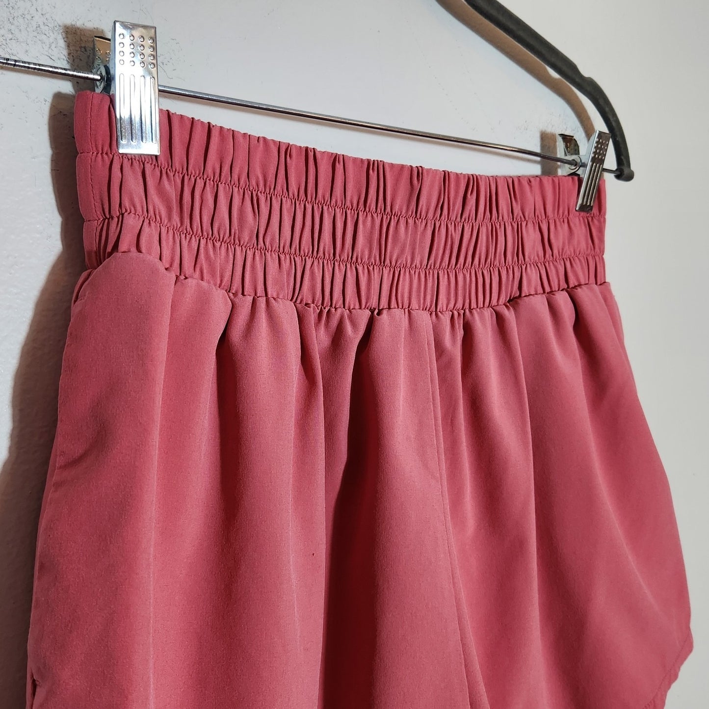 Zella Pink Athletic Shorts Size Small