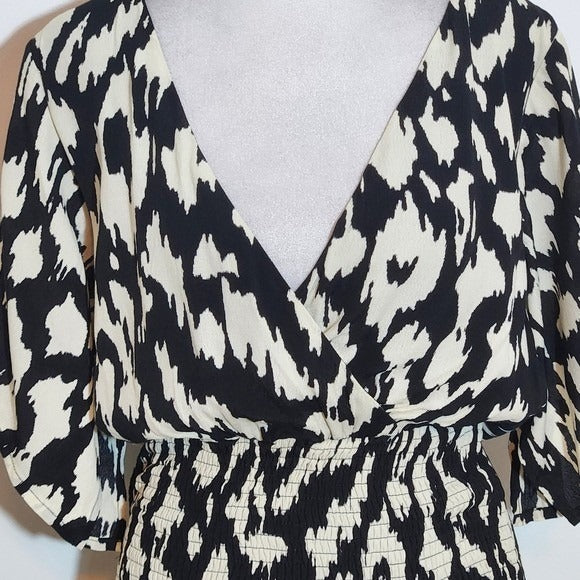 Macaron Black and Cream Print Blouson Mini Dress with Smocking Size Medium