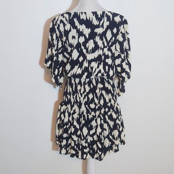 Macaron Black and Cream Print Blouson Mini Dress with Smocking Size Medium