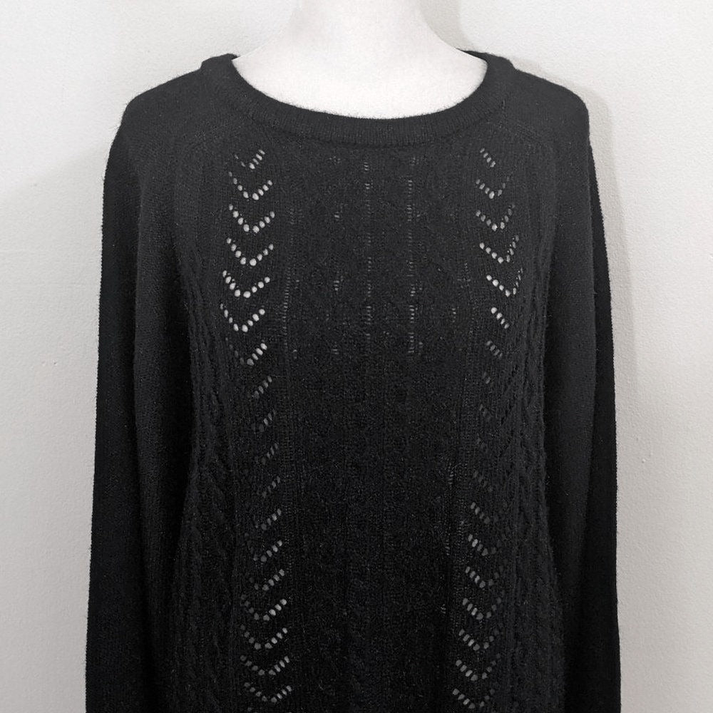 Lissy Black Sweater Size Small NWT Black Shimmer Sweater