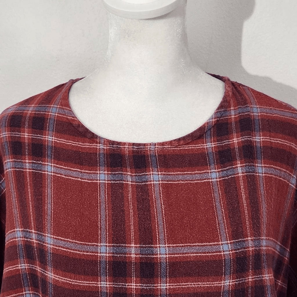 BDG Oversized Red Plaid Flannel High Low Top Size XS UO Plaid Red Flannel Top