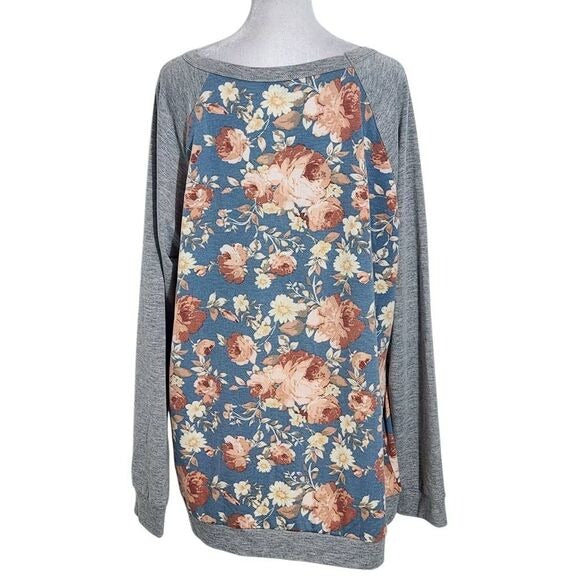 Andree by Unit Blue Floral Knit Top with Gray Raglan Sleeves Size 2X Floral Top