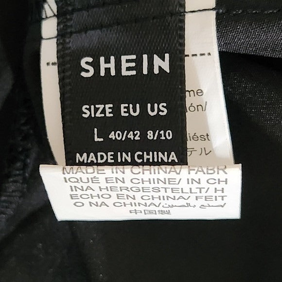 Shein Black and Gold Chevron Print Oversized Blouse NWOT Size Large