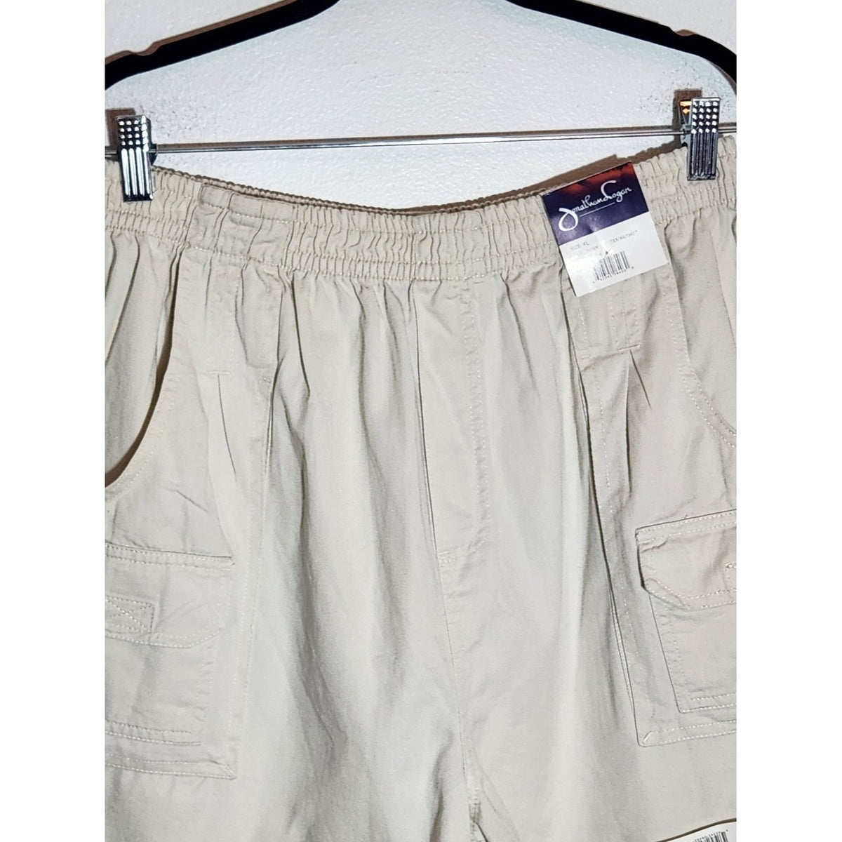 Jonathan Logan Light Khaki Pull-On Cargo Shorts Size XL NWT