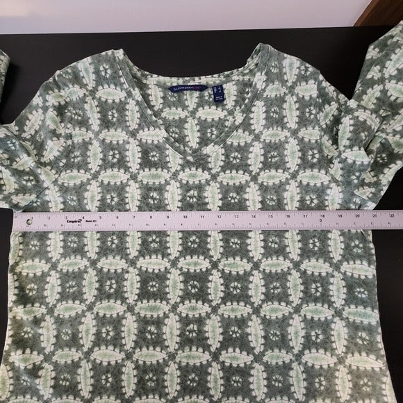 Isaac Mizrahi Green Boho Print V-Neck Tee 3/4 Sleeves Size Large