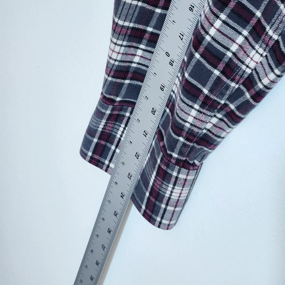 Calamar Gray and Purple Flannel Button-Up Shirt Size Large