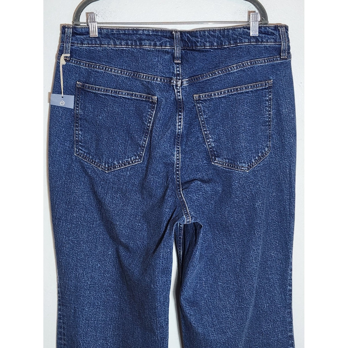 Universal Thread Highest Rise Straight Leg Jeans Medium Wash NWT Size 17