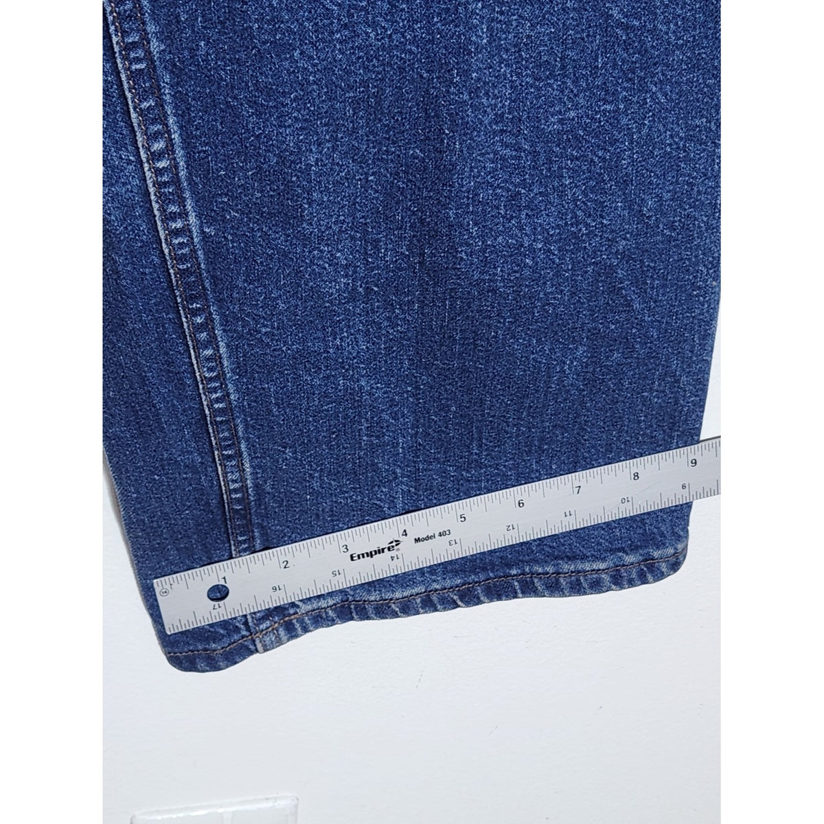 Universal Thread Highest Rise Straight Leg Jeans Medium Wash NWT Size 17