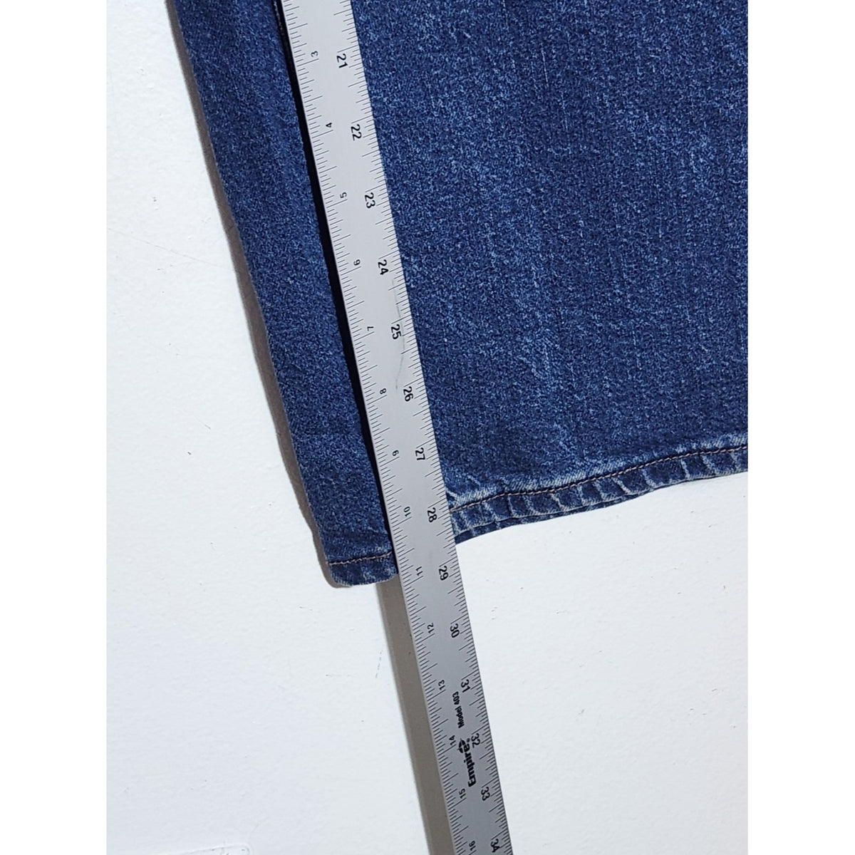 Universal Thread Highest Rise Straight Leg Jeans Medium Wash NWT Size 17