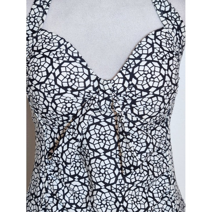 Merona Black and White Print Halter Tankini Top Size Medium NWT