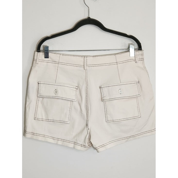 Harper & Ivy Cream Cargo Shorts Size Large