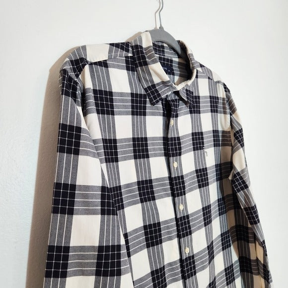 Hazzys Black and Cream Plaid Button Down Shirt Size Large