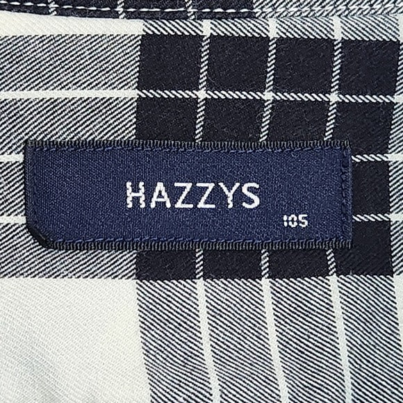 Hazzys Black and Cream Plaid Button Down Shirt Size Large