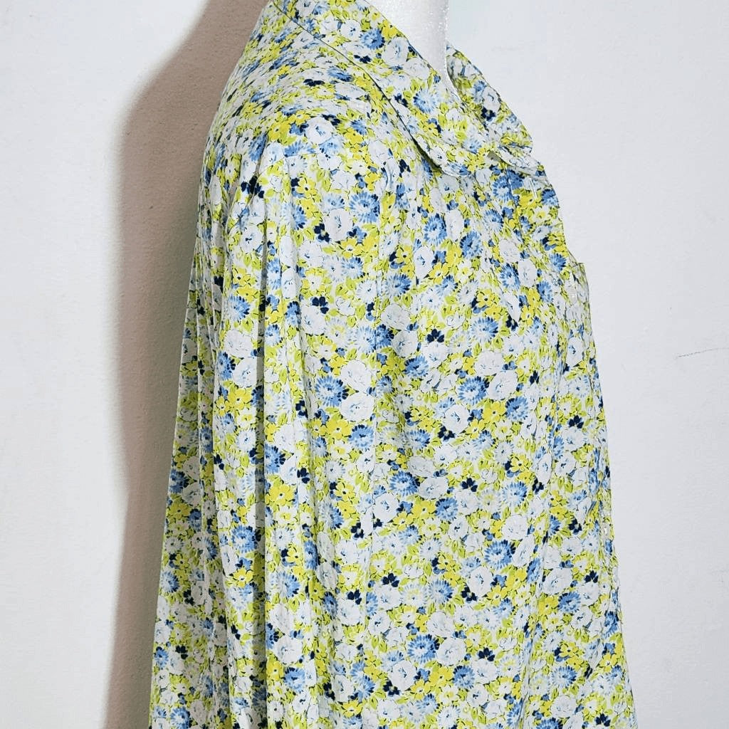 Liz Claiborne Floral Half Button-Down Shirt Size Medium Blue Floral Shirt