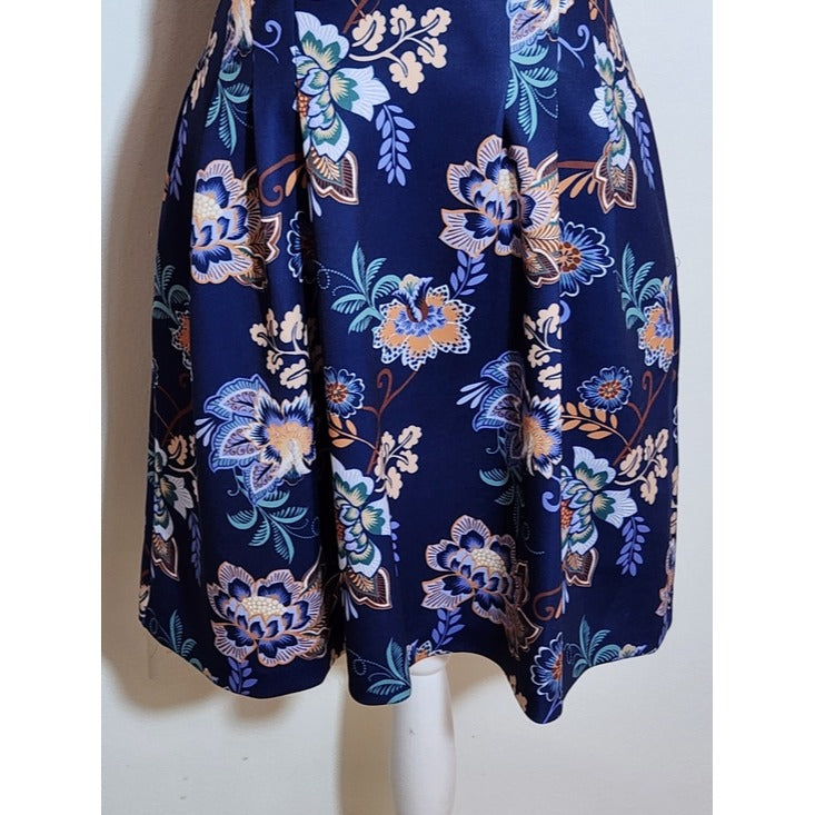 Vince Camuto Blue Floral Fit and Flare Dress Size 4 Wedding Guest Dress