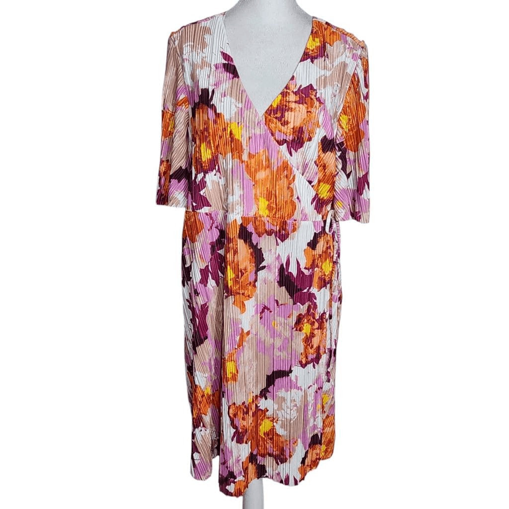 Destination Maternity Floral Print Pleated Wrap Dress Size Large Wedding Guest