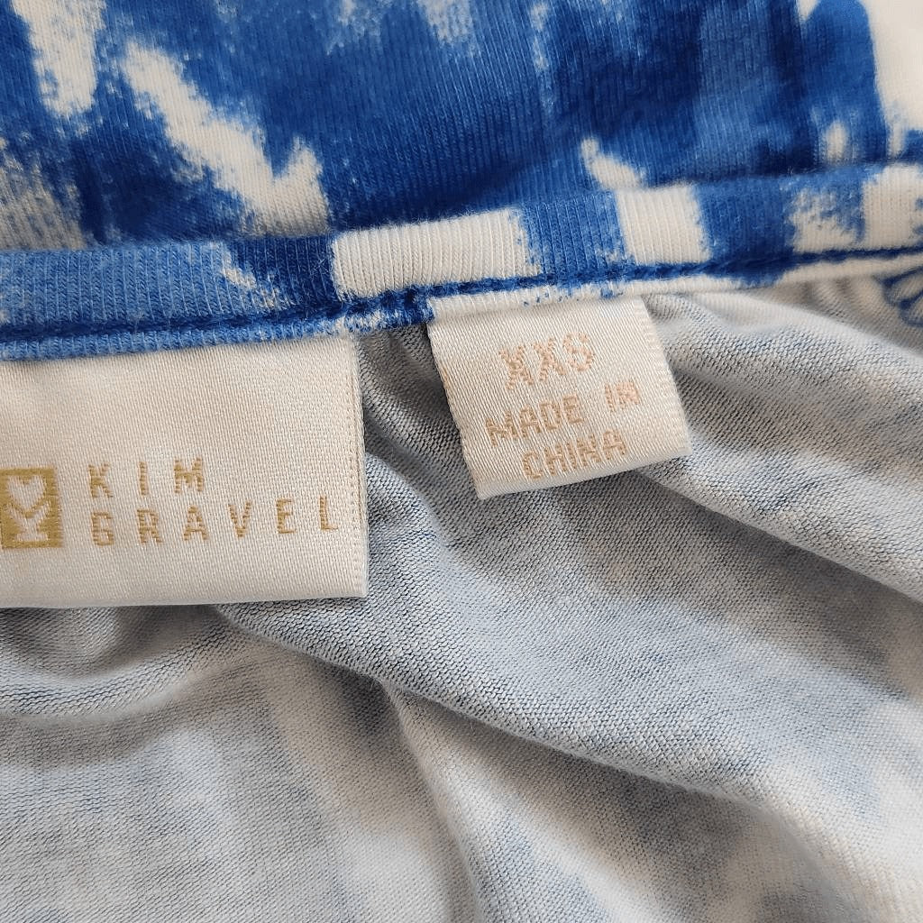 Belle by Kim Gravel Blue and White Ikat Print Blouse Size XXS Blue Ikat Top